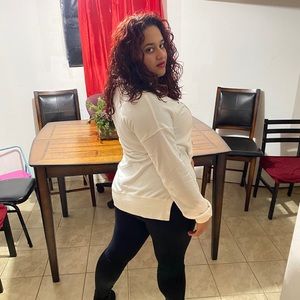 Meet your Posher, Alexandra